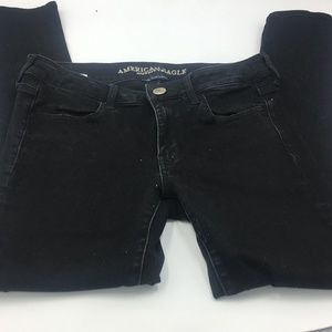 Black American Eagle size 8 supper stretch Jeans
